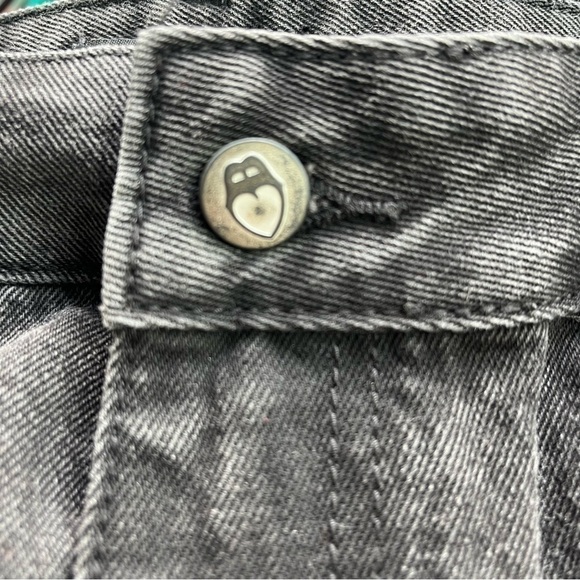 Nasty Gal NWT High Rise Ripped Distressed Faded Black Raw Hem Denim Jeans Size 8 - Picture 11 of 13